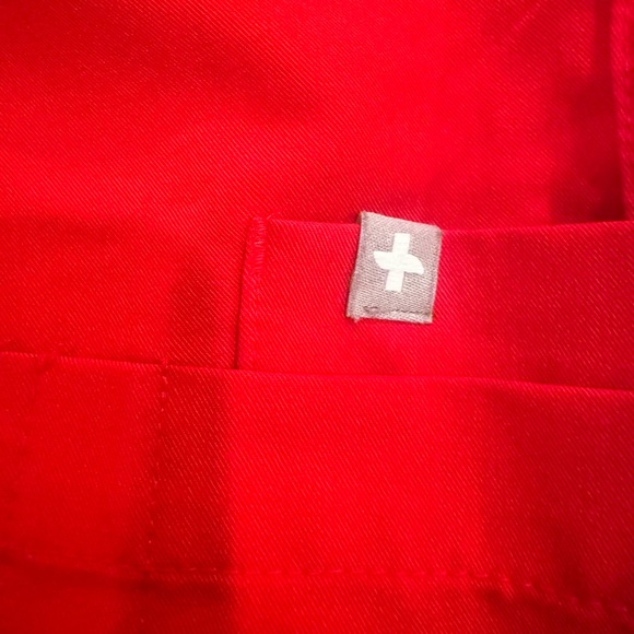 Figs ‘Yola’ Drawstring Elastic Waist Scrub Pants in Red Size XS - Picture 14 of 16